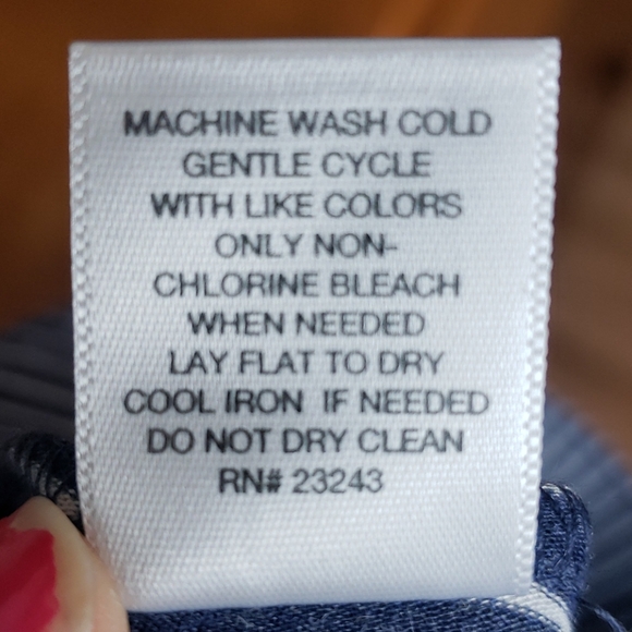 NWT!! New York and Company stripped pants size xs - Picture 7 of 7